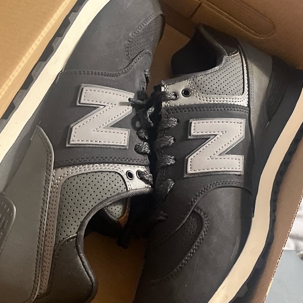 New Balance Men's Charcoal and Gray Sneakers